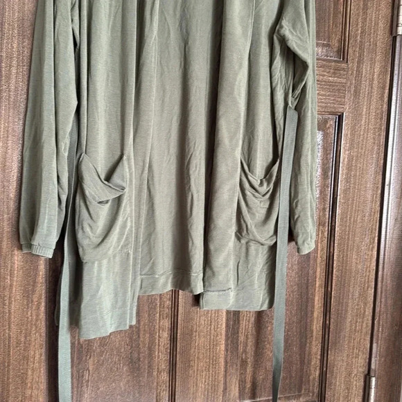 Duluth Trading Company - green cardigan, small. EUC - Picture 3 of 7